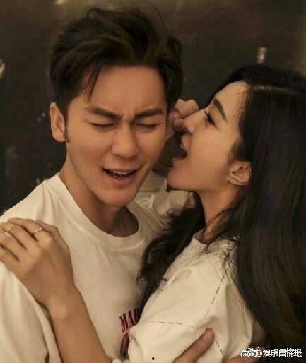 明星怎样公布恋情,甜蜜瞬间与公开方式揭秘